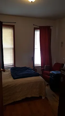 Rented by MCR Realty | media 15