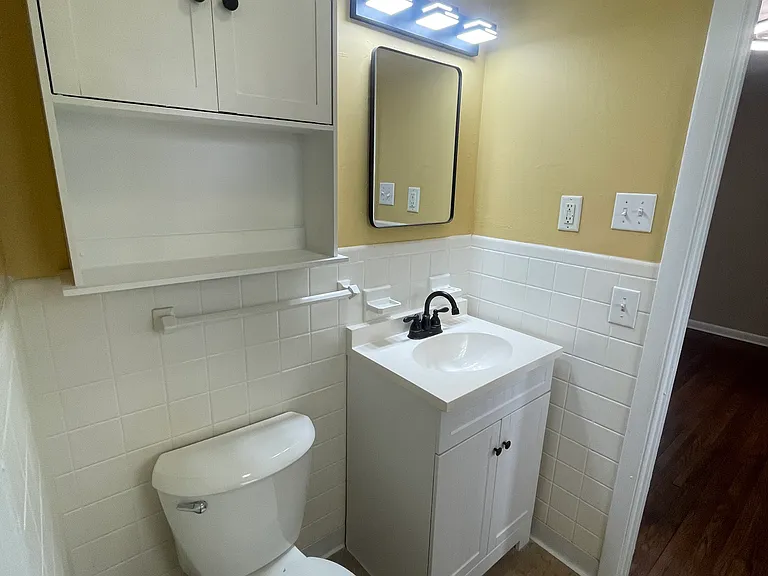 2425 Chapel Ave #B — Photo 11