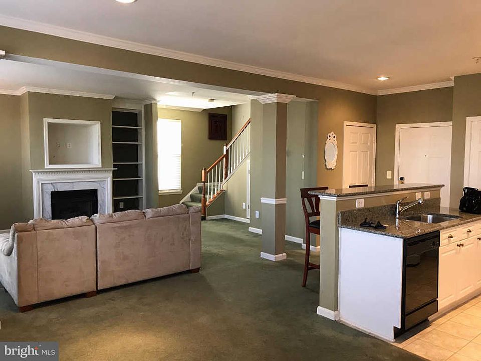 1st image of 2663 Manhattan Pl #1/307