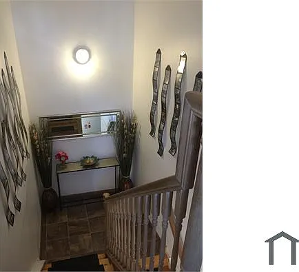 5949 Larchwood Ave #C3 — Photo 4