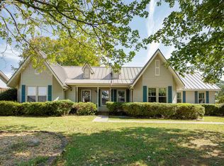 140 Oak Hill Dr, Florence, AL 35633