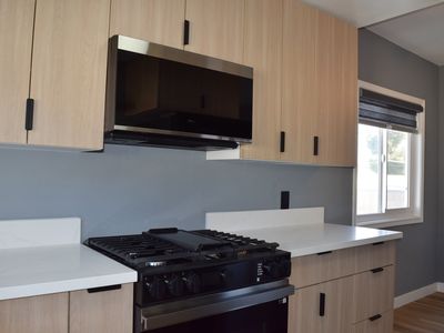 21317 Costanso St, Woodland Hills, CA, 91364