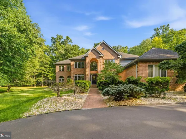 13849 Russell Zepp Dr, Clarksville, MD 21029