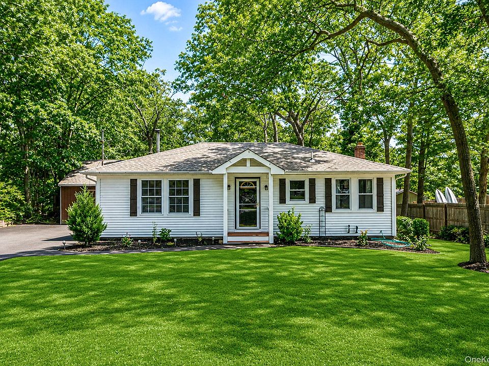 1st image of 77 Elmhurst Avenue
