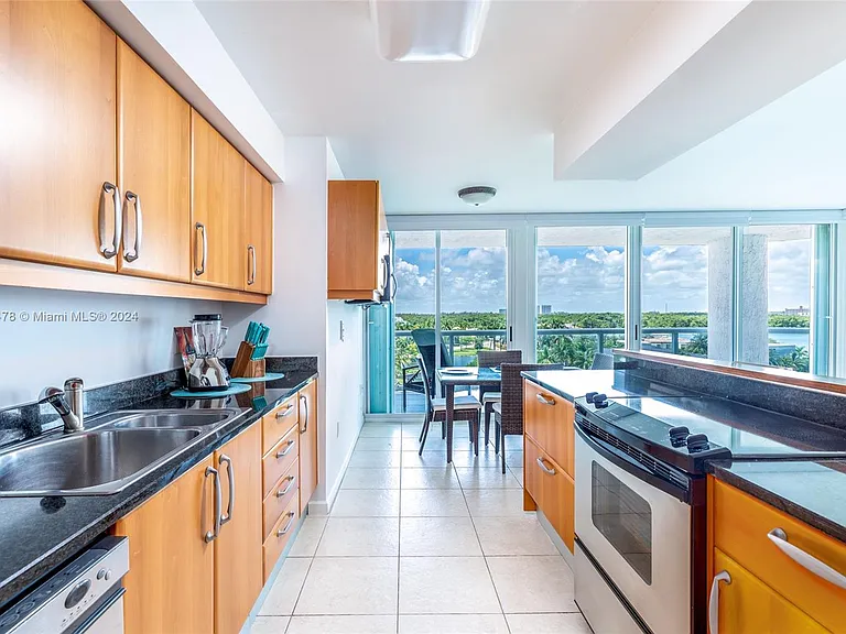 16500 Collins Ave #655 — Photo 19