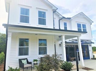 1100 Briar Gate Dr, Fuquay Varina, NC 27504