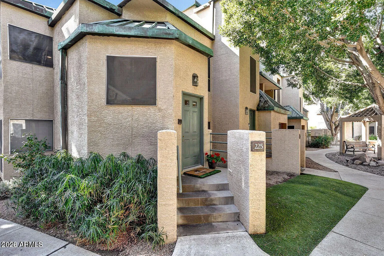 2 bed, 2.0 bath, 1259 sqft, $1,950 — Photo 3