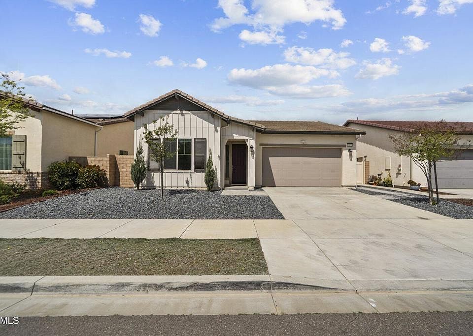 1st image of 2075 Seville Dr