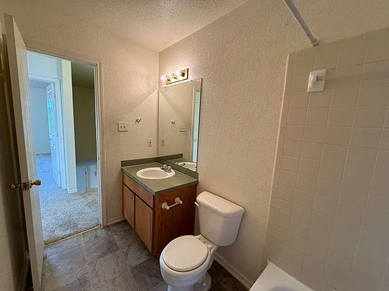 4407 Jeff Scott Dr — Photo 23