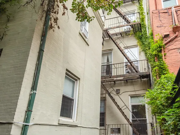 102 Pierrepont Street image 13 of 42