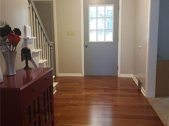 4th image of 478 Ingram Dr