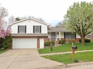 1107 W Austin Dr, Peoria, IL
