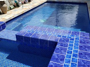 585 Papalani St, Kailua, HI 96734