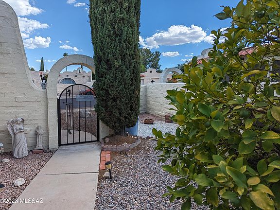 2nd image of 708 W Placita Nueva