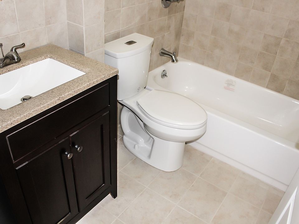 1st image of 328 Madison St APT 1C