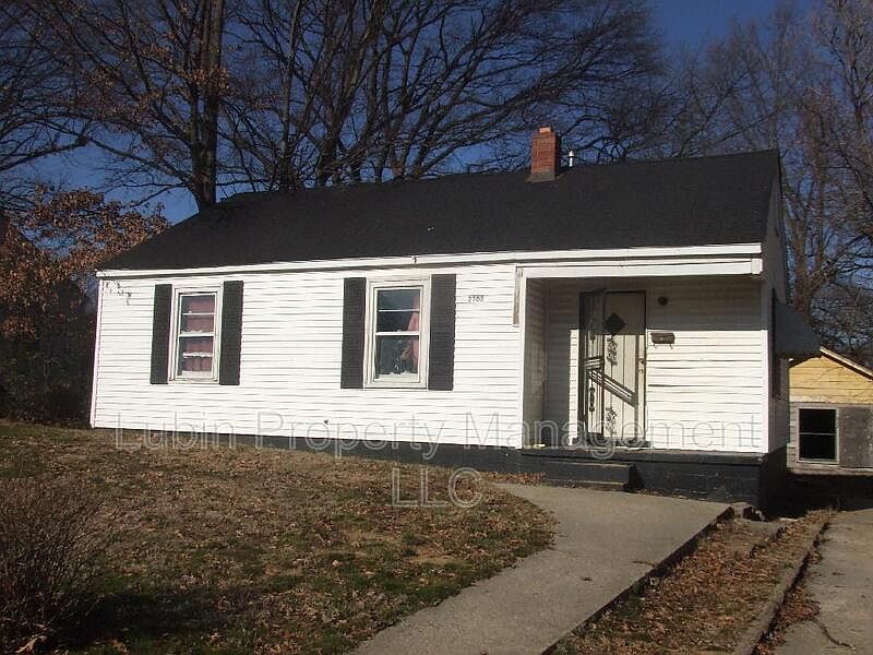 1st image of 2702 Lola Ave