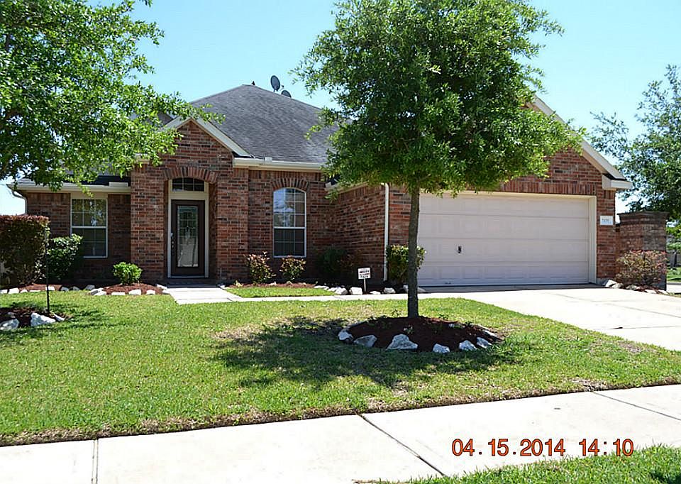 Beautiful 1 story 4 sided brick...corner lot!