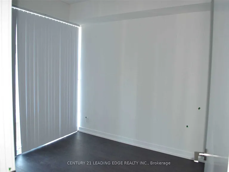 60 Shuter St #Penthouse 201 — Photo 9