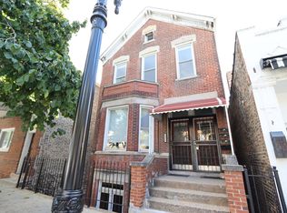 2440 S Oakley Ave, Chicago, IL 60608