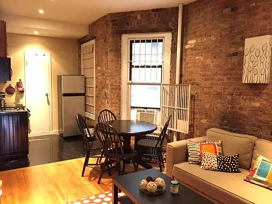 Rented by Platinum Properties | media 2