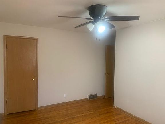 5th image of 4216 Eastridge Dr