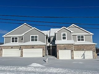 3rd image of 600 Pleasant Ln #C3