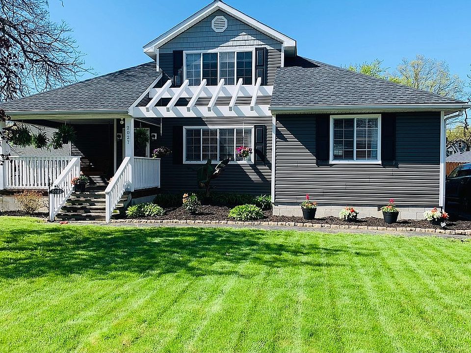 1st image of 2027 Harrison Ave