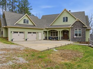 460 Cross Creek Dr, South Pittsburg, TN 37380