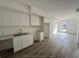 7489 Marvel Dr #2, Niagara Falls, ON L2H3V7