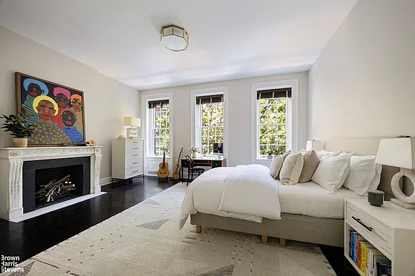 Sold by Brown Harris Stevens | media 29