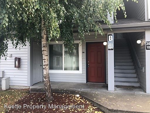 3rd image of 31 NW Crosby Ave APT 206