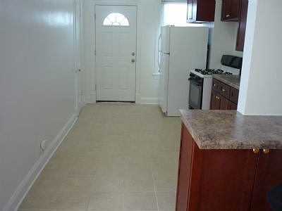 4th image of 5616 N Winthrop Ave APT 1R