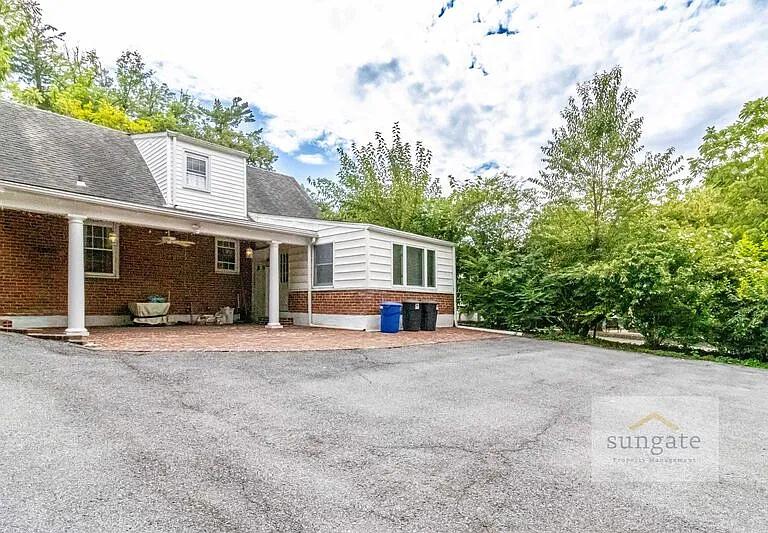 326 Lincoln Ave — Photo 22