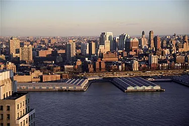 Rented by R New York