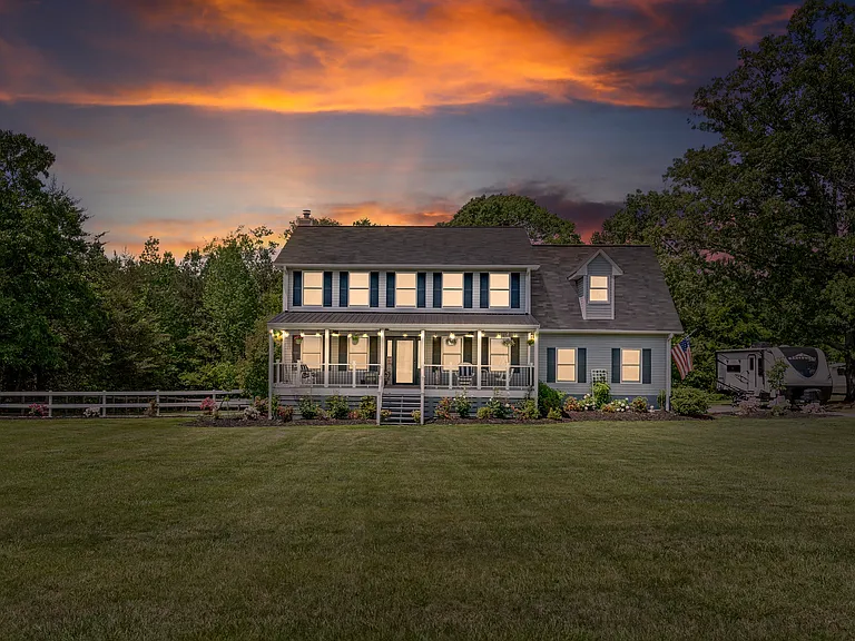 3929 Wexford Ln — Photo 9