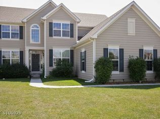 395 Helen St, Crystal Lake, IL 60014