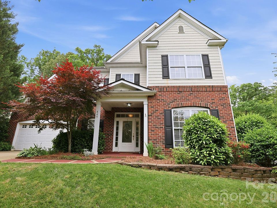 1st image of 445 Buttermere Rd