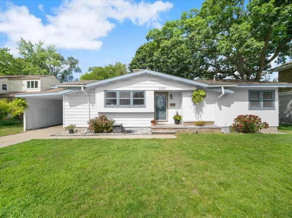 1310 Ruddiman Dr, Muskegon, MI 49445