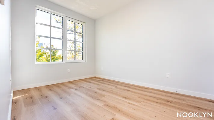 Rented by Nooklyn NYC LLC | media 178