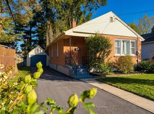 1622 Leonard St, London, ON N5W 3G6