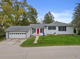 12043 258th Ave, Trevor, WI 53179