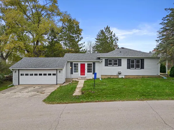12043 258th AVENUE, Trevor, WI 53179