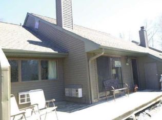 323 Quadna Mountain Rd, Hill City, MN 55748