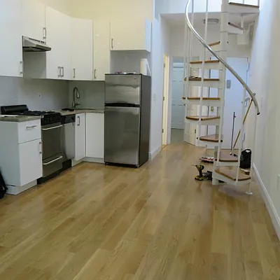 Rented by Centric New York | media 17