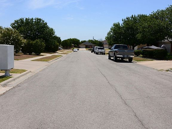 5th image of 3402 Beagle Ct
