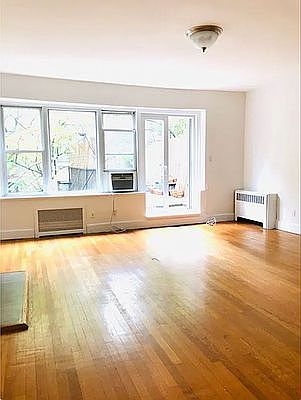 1st image of 40 E 65th St #5R
