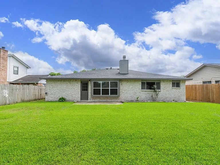 16911 Bougainvilla Ln — Photo 29