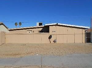1st image of 2638 E Paradise Ln