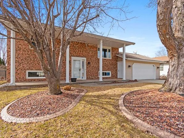 1270 Harold Dr, Menasha, WI 54952