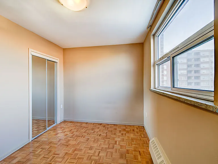 1470 Williamsport Dr — Photo 14